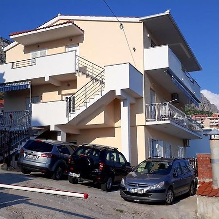Apartments Tony Stanici - Omiš Zewnętrze zdjęcie