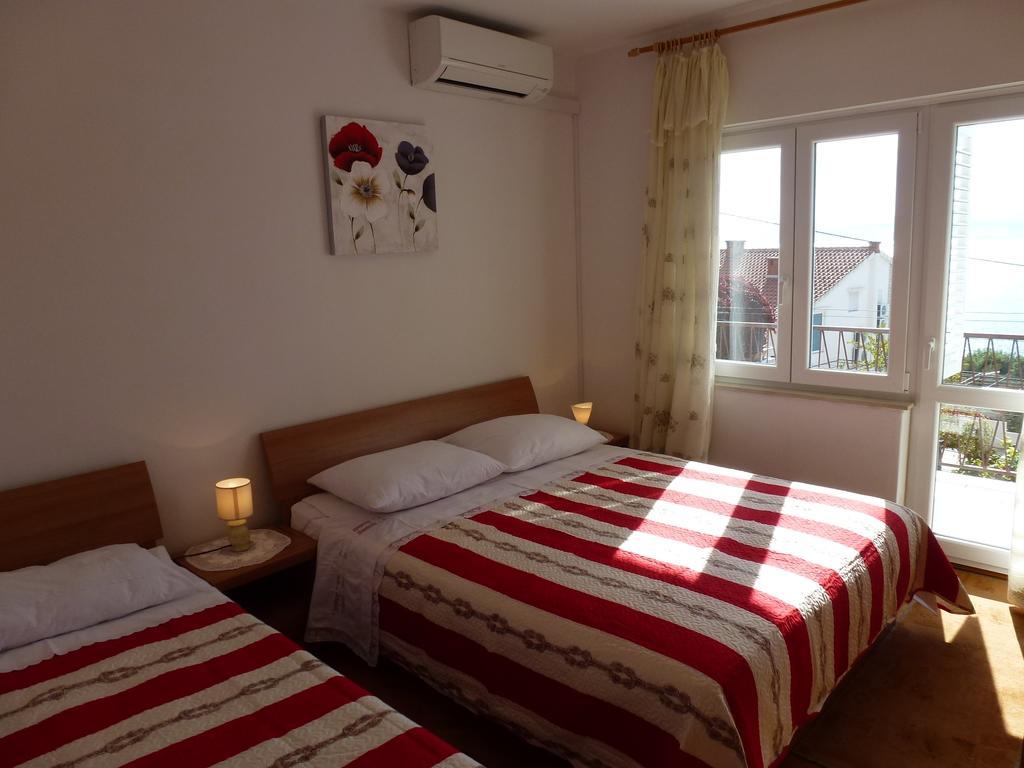 Apartments Tony Stanici - Omiš Zewnętrze zdjęcie