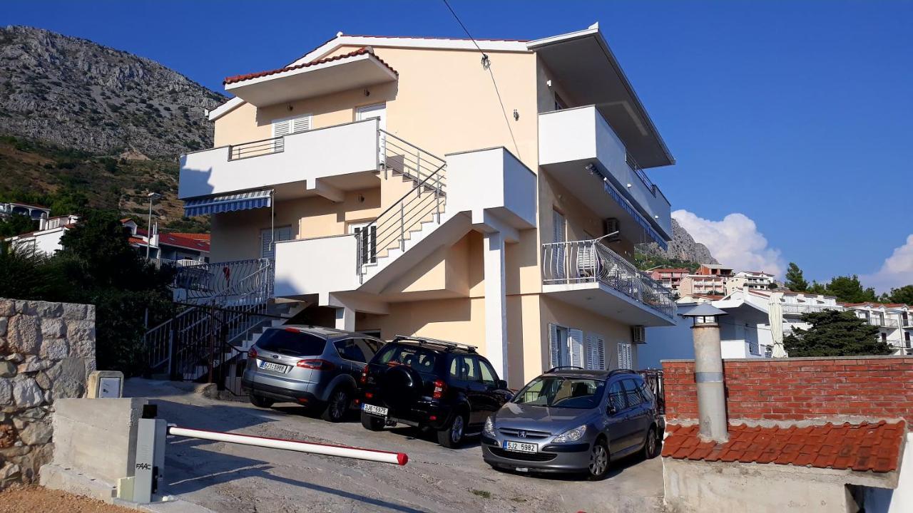 Apartments Tony Stanici - Omiš Zewnętrze zdjęcie